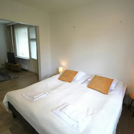 Spacious For 4 With Sauna