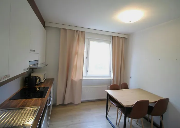 Spacious For 4 With Sauna דירה *